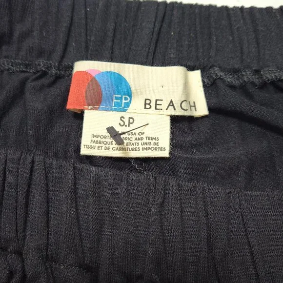 Free People FP Beach Mexicali Jumpsuit Womens Small S Black One Piece Knit II09 - Picture 4 of 8